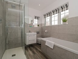 Quay Cottage - Sea View