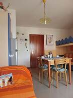 Colorful Studio Apartment With air Conditioning