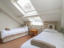 Newton Hall