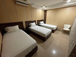 HOTEL SAN THOMAS INN