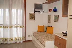 Enjoy a Charming sea View Studio Apartment
