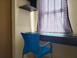Elegant And Comfy Studio Apartment Belmont Residence Puri