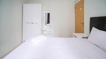 Best Location And Comfy 2Br At Bale Hinggil Apartment