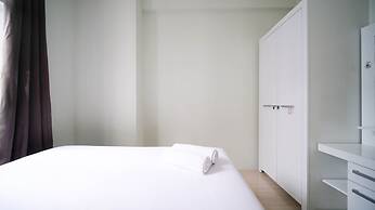 Best Location And Comfy 2Br At Bale Hinggil Apartment