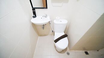 Best Location And Comfy 2Br At Bale Hinggil Apartment