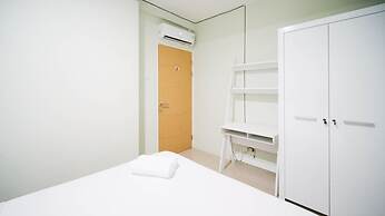 Best Location And Comfy 2Br At Bale Hinggil Apartment