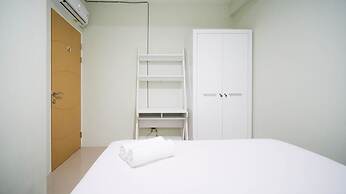 Best Location And Comfy 2Br At Bale Hinggil Apartment