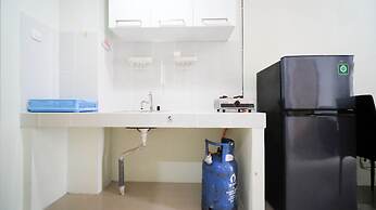 Best Location And Comfy 2Br At Bale Hinggil Apartment