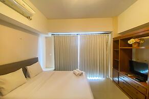Cozy Stay Studio At Ambassade Kuningan Apartment