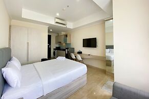 Well Furnished And Cozy Studio Menteng Park Apartment