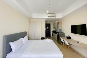 Well Furnished And Cozy Studio Menteng Park Apartment
