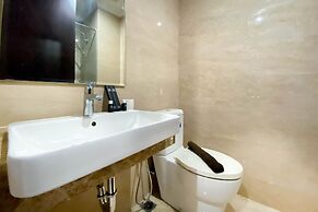 Well Furnished And Cozy Studio Menteng Park Apartment