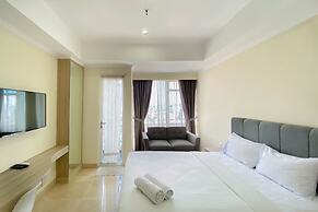 Well Furnished And Cozy Studio Menteng Park Apartment