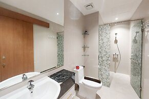 Brand New and Nice 2BR Apartment at The Reiz Condominium Medan By Trav