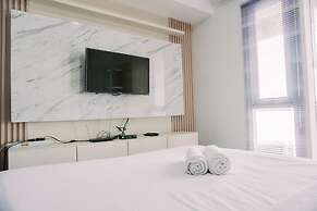 Simply Look Studio At Amazana Serpong Apartment