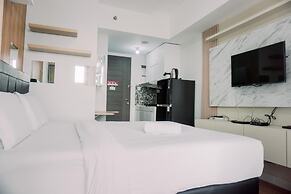 Simply Look Studio At Amazana Serpong Apartment