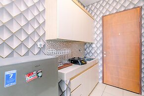 Cozy Living And Minimalist Studio Dave Apartment