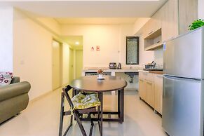 Spacious And Cozy Design 2Br With Working Room Meikarta Apartment