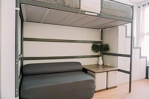 Cozy Studio (No Kitchen) At Transpark Bintaro Apartment