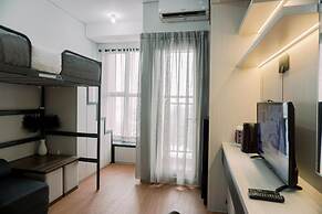 Cozy Studio (No Kitchen) At Transpark Bintaro Apartment