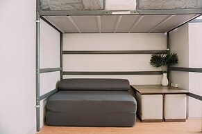 Cozy Studio (No Kitchen) At Transpark Bintaro Apartment