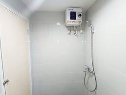 Modern Look And Homey Studio Amartha View Apartment