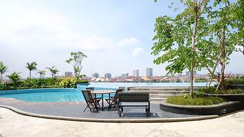 Nice And Comfy Studio Grand Dharmahusada Lagoon Apartment