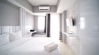 Nice And Comfy Studio Grand Dharmahusada Lagoon Apartment