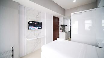 Nice And Comfy Studio Grand Dharmahusada Lagoon Apartment