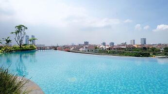 Nice And Comfy Studio Grand Dharmahusada Lagoon Apartment