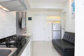 Simply 2Br Apartment At Parahyangan Residence