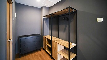 Wonderful 2Br Combine At Bale Hinggil Apartment