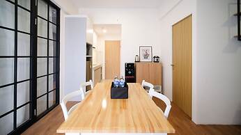 Wonderful 2Br Combine At Bale Hinggil Apartment