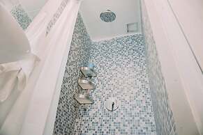 Enjoy Living Studio (No Kitchen) Apartment Aeropolis Residence