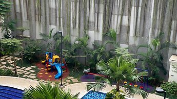 Nice And Homey 2Br Signature Park Grande Apartment