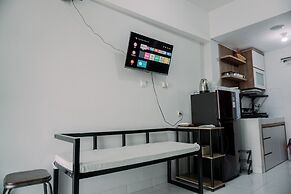 Good Deal And Cozy 2Br At Apartment Amazana Serpong