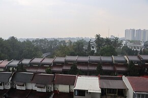 Spacious Combined 2Br Apartment Dago Suites