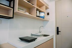 Relax And Comfy Studio At Tokyo Riverside Pik 2 Apartment