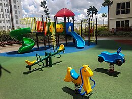 Comfort Stay 2Br At M-Town Signature Apartment