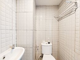 Good Deal And Homey Studio At De Prima Apartment