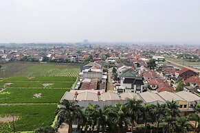 Serene Studio Room At Apartment Emerald Towers Bandung