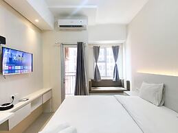 Homey And Minimalist Studio Transpark Juanda Bekasi Timur Apartment
