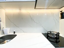 Homey And Minimalist Studio Transpark Juanda Bekasi Timur Apartment