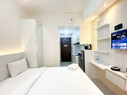 Homey And Minimalist Studio Transpark Juanda Bekasi Timur Apartment