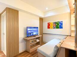 Cozy Living And Relaxing 2Br Meikarta Apartment