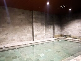 Comfortable And Strategic 1Br At Vasanta Innopark Apartment