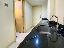 Good Deal Studio Apartment At Warhol (W/R) Residences