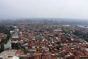 Cozy 2Br Apartment Mekarwangi Square Cibaduyut