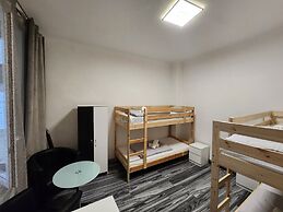 Small Apartment for Groups in City Centre