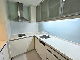 Cormar Suites Serviced Apartment